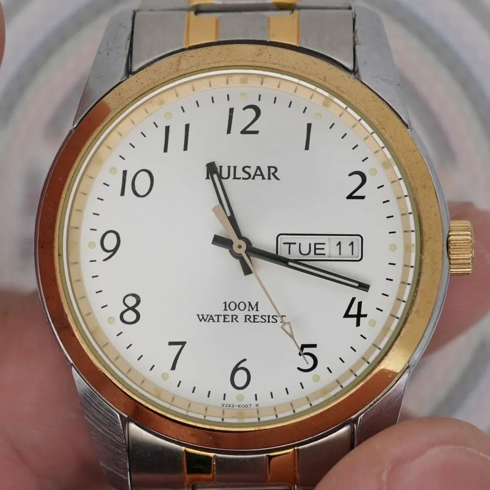 Pulsar VJ33-X006 Two-Tone Men's Watch 37mm Day/Date Running New Battery
